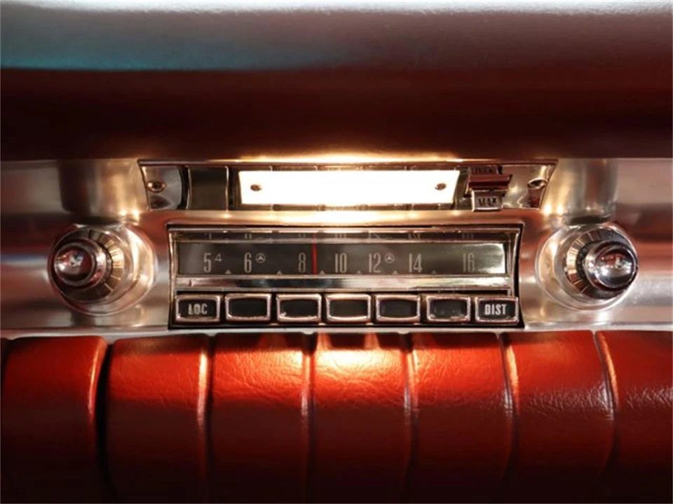 1963 Chrysler Imperial 2nd Gen - Image 16 of 31