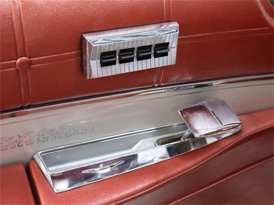 1963 Chrysler Imperial 2nd Gen - Image 26 of 31