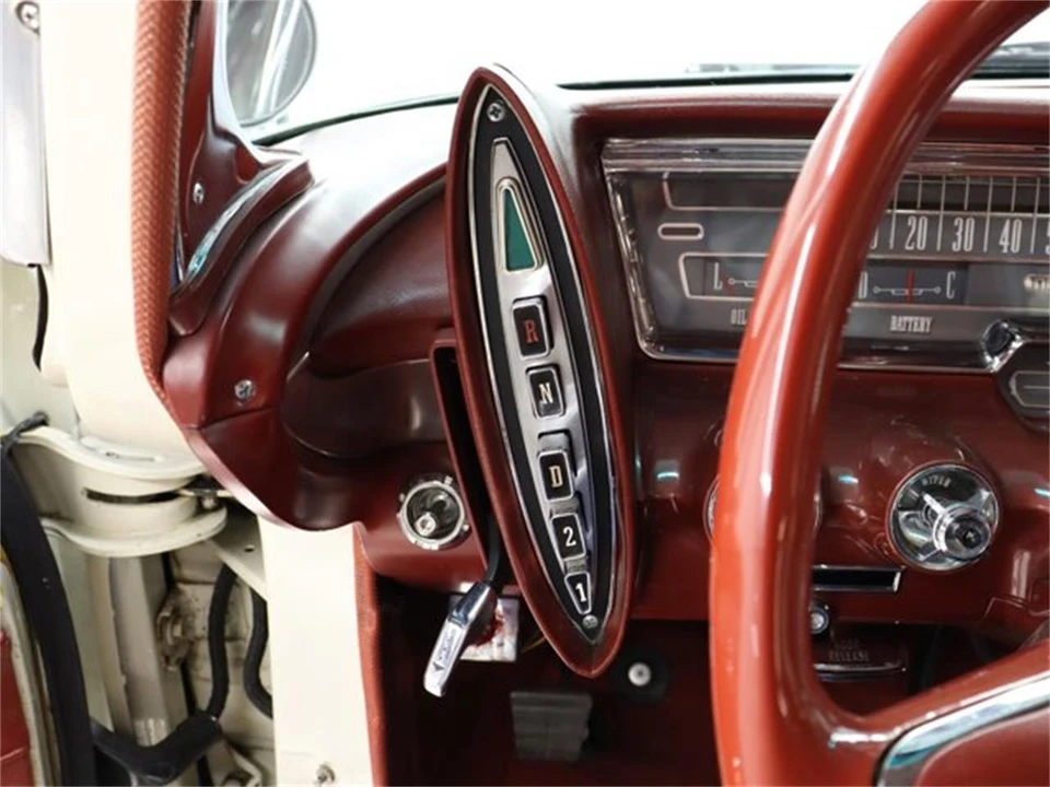 1963 Chrysler Imperial 2nd Gen - Image 12 of 31