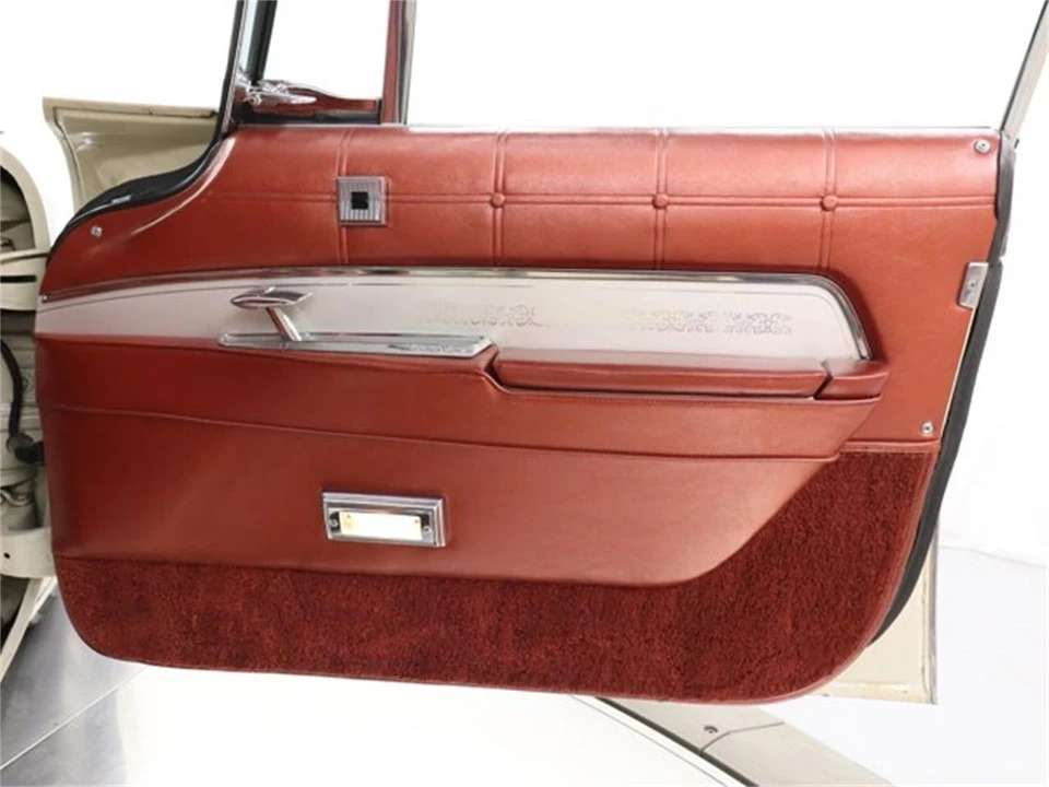 1963 Chrysler Imperial 2nd Gen - Image 24 of 31