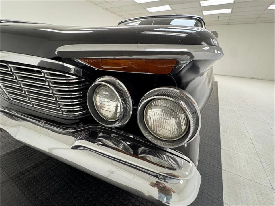 1963 Chrysler Imperial 2nd Gen - Image 14 of 31