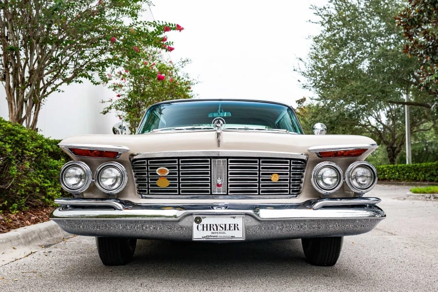 1963 Chrysler Imperial 2nd Gen - Image 8 of 12