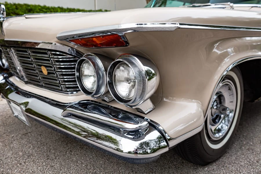1963 Chrysler Imperial 2nd Gen - Image 9 of 12