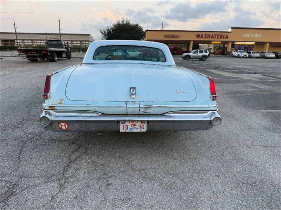 1963 Chrysler Imperial 2nd Gen - Image 16 of 17