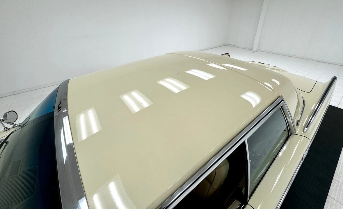 1963 Chrysler Imperial 2nd Gen - Image 16 of 31