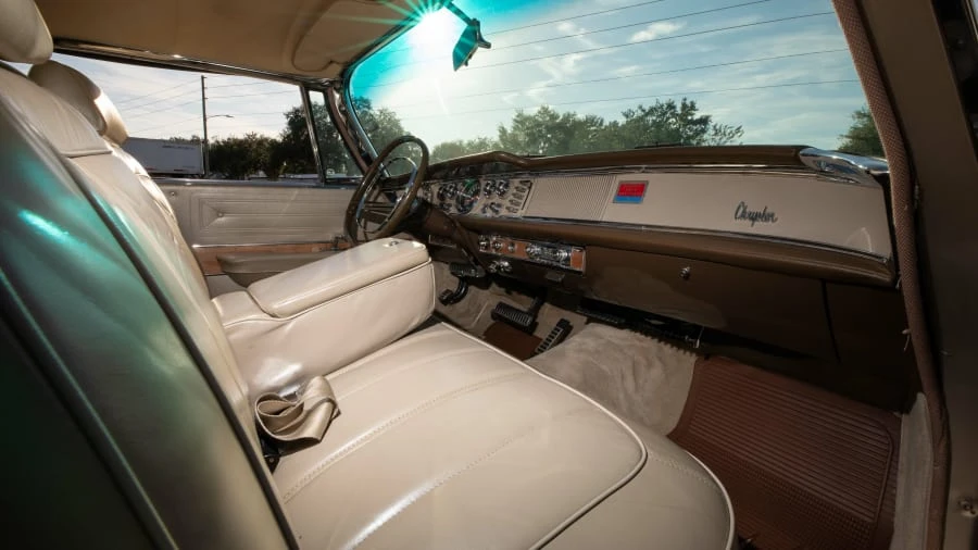 1963 Chrysler New Yorker - Image 5 of 30