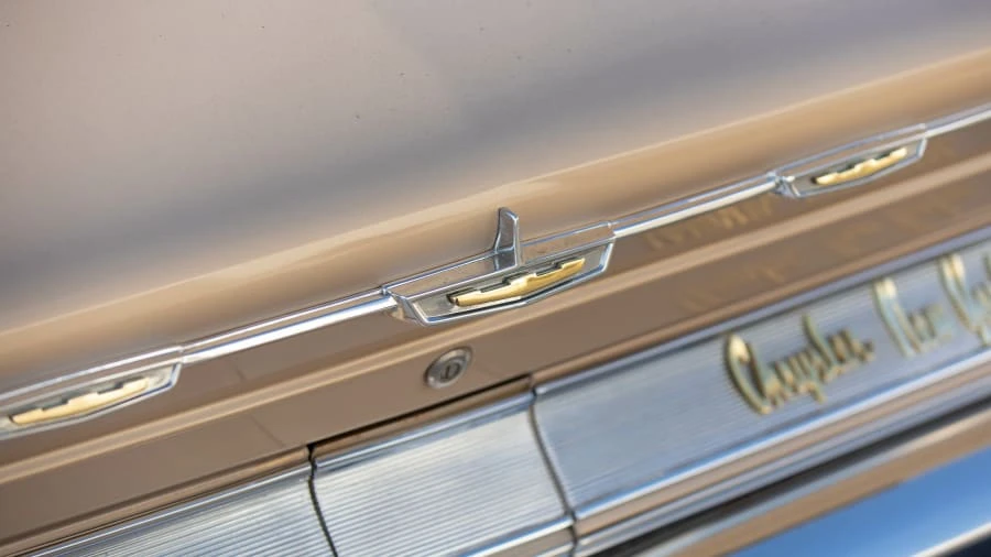 1963 Chrysler New Yorker - Image 22 of 30