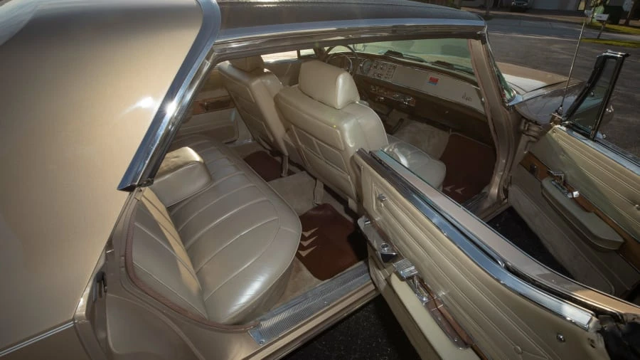 1963 Chrysler New Yorker - Image 27 of 30