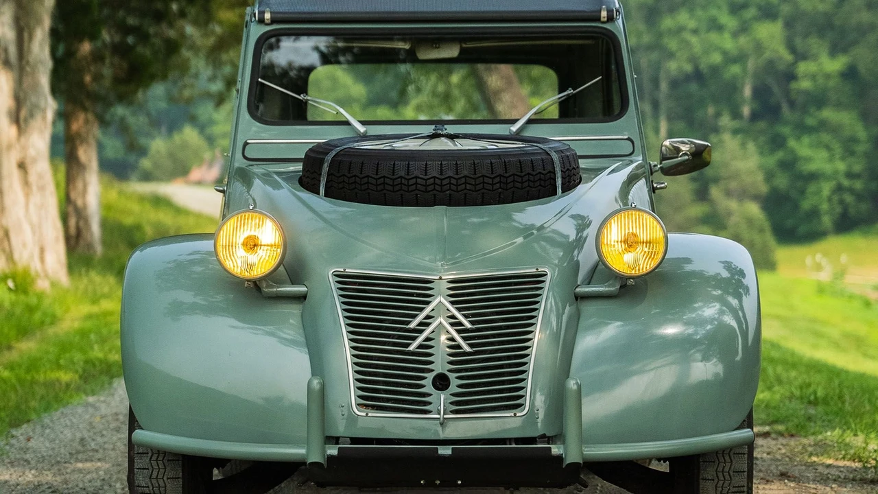 1963 Citroen 2CV Sahara - Image 16 of 31