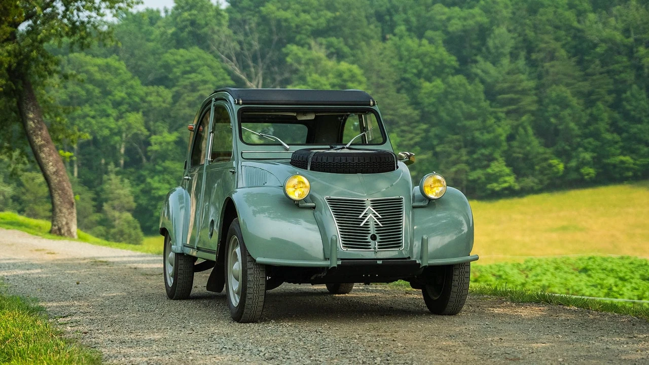 1963 Citroen 2CV Sahara - Image 15 of 31