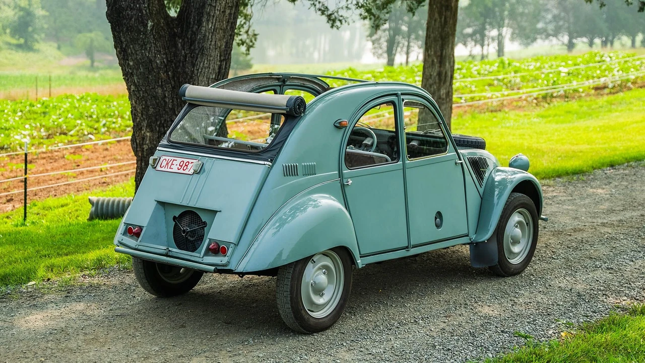 1963 Citroen 2CV Sahara - Image 18 of 31