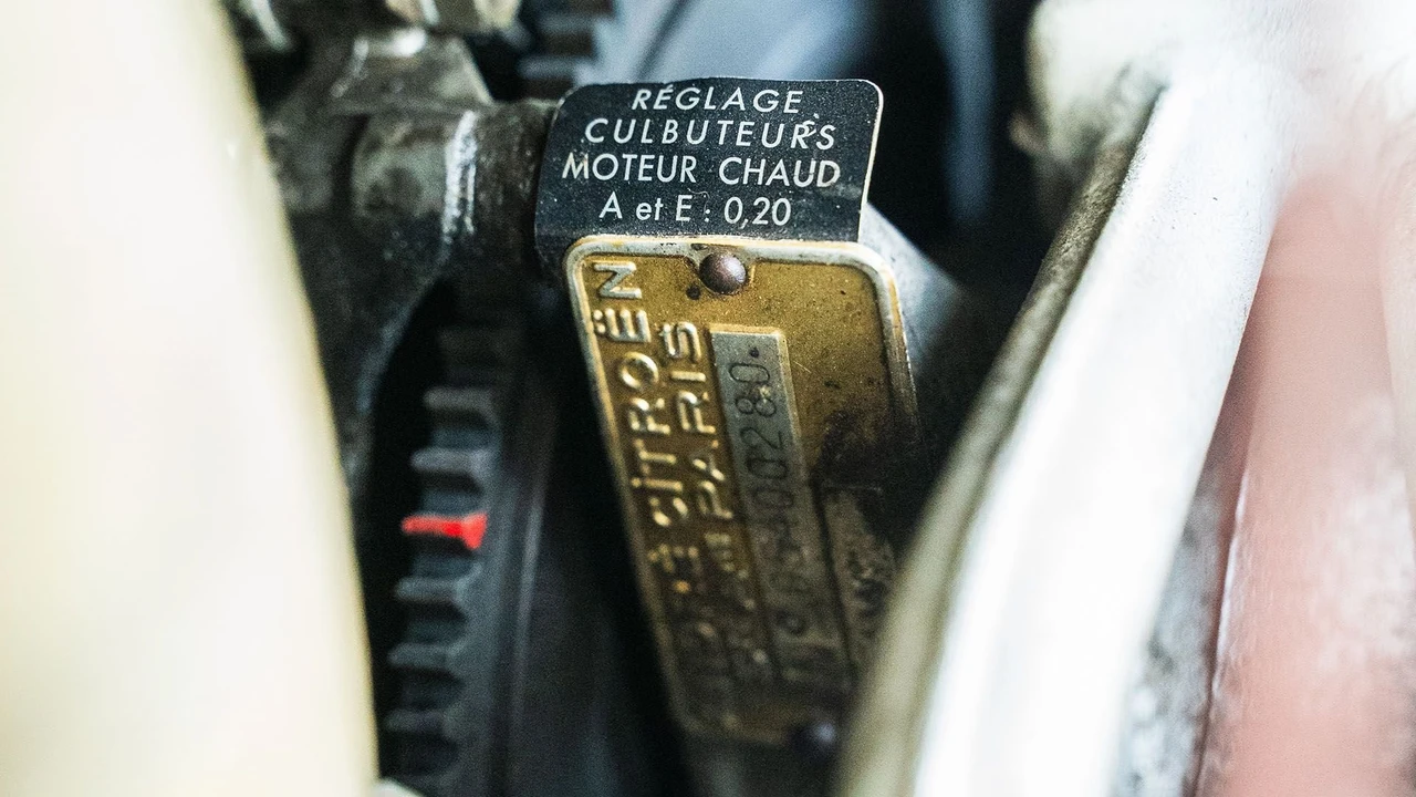 1963 Citroen 2CV Sahara - Image 4 of 31