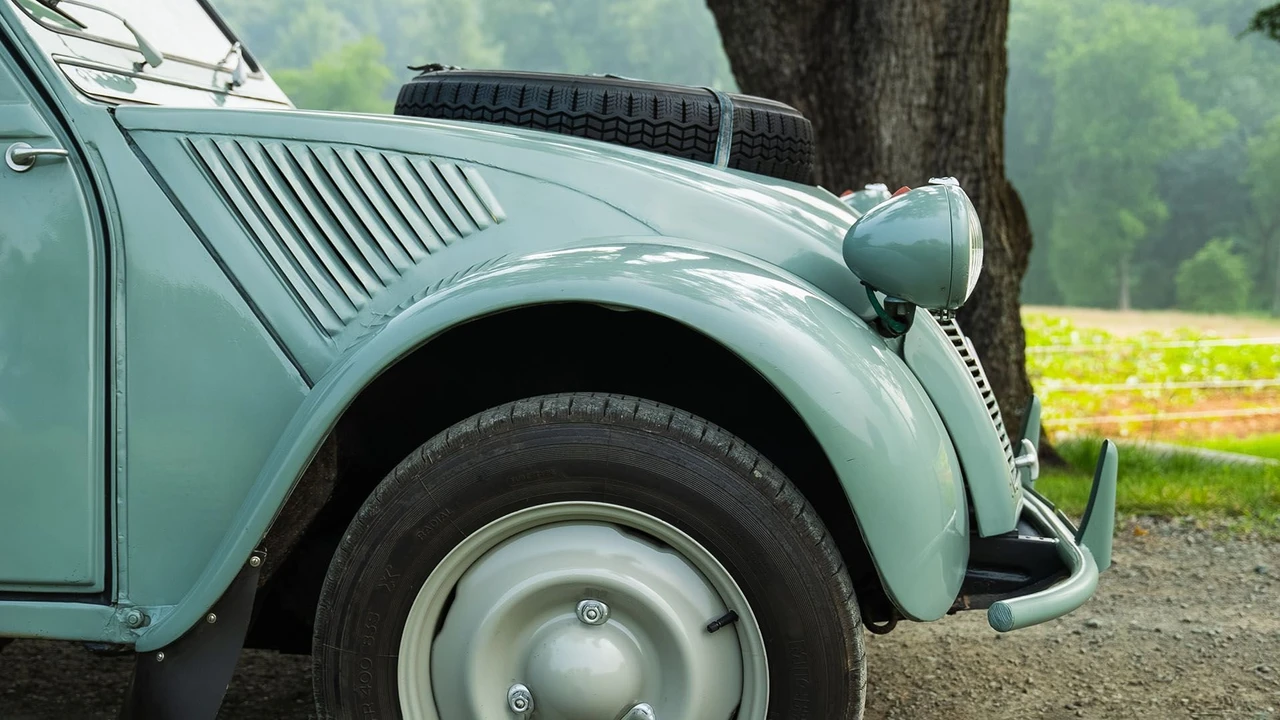 1963 Citroen 2CV Sahara - Image 29 of 31