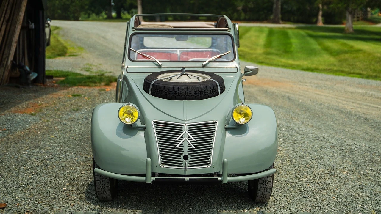 1963 Citroen 2CV Sahara - Image 24 of 31