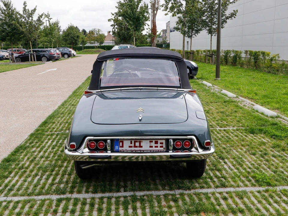 1963 Citroen DS19 - Image 24 of 30