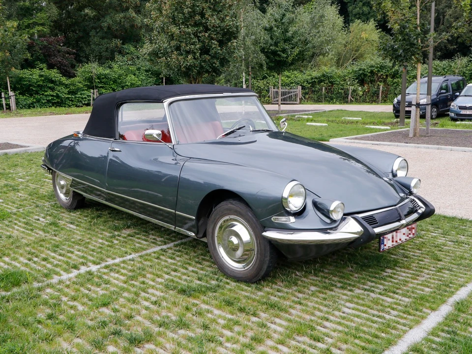 1963 Citroen DS19 - Image 18 of 30