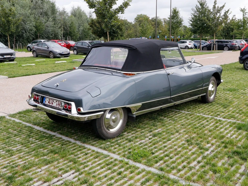 1963 Citroen DS19 - Image 26 of 30