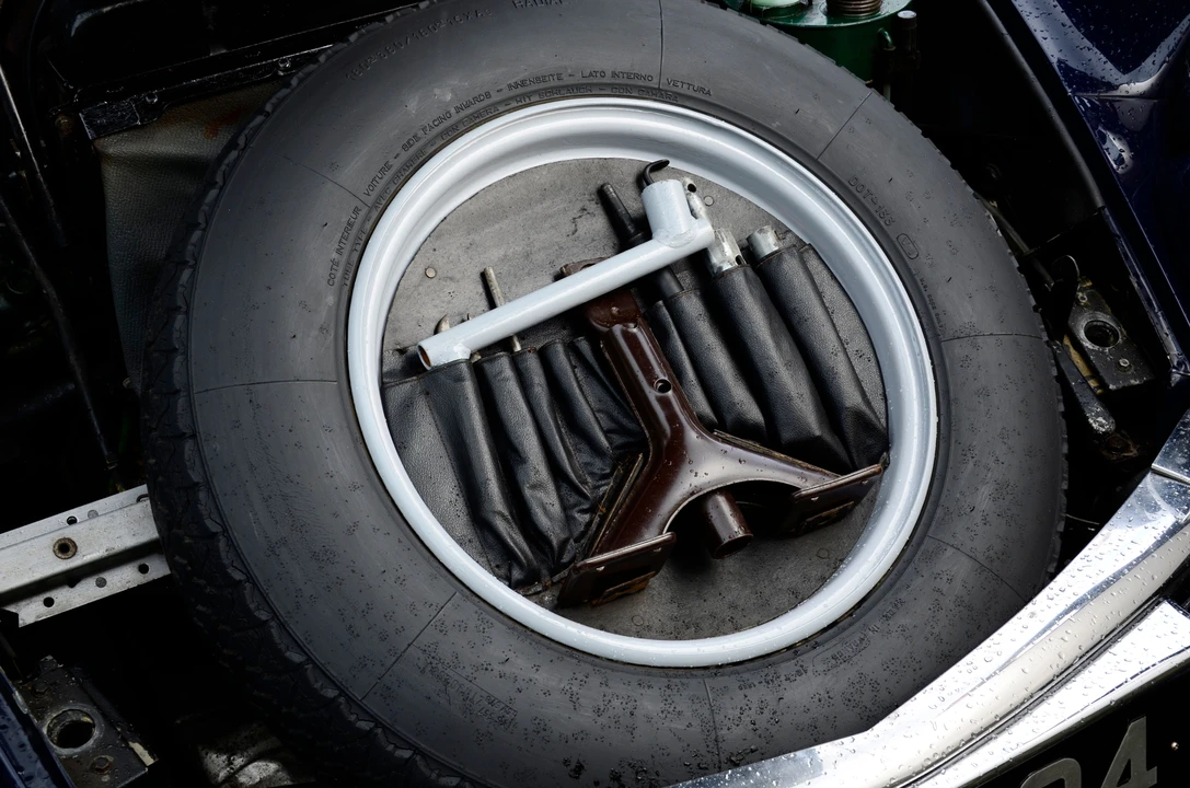1963 Citroen DS19 - Image 10 of 23