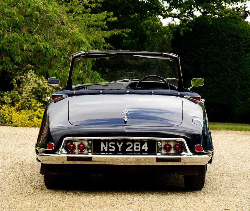 1963 Citroen DS19 - Image 15 of 23