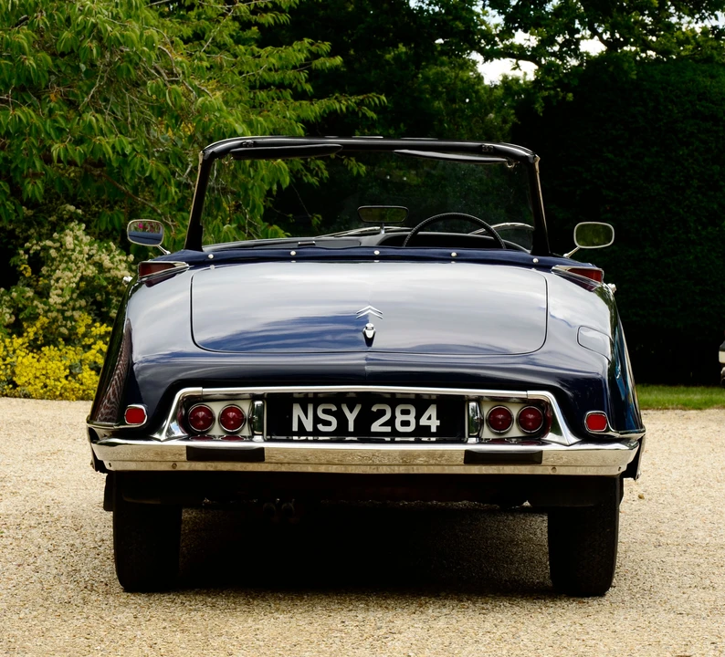 1963 Citroen DS19 - Image 16 of 23