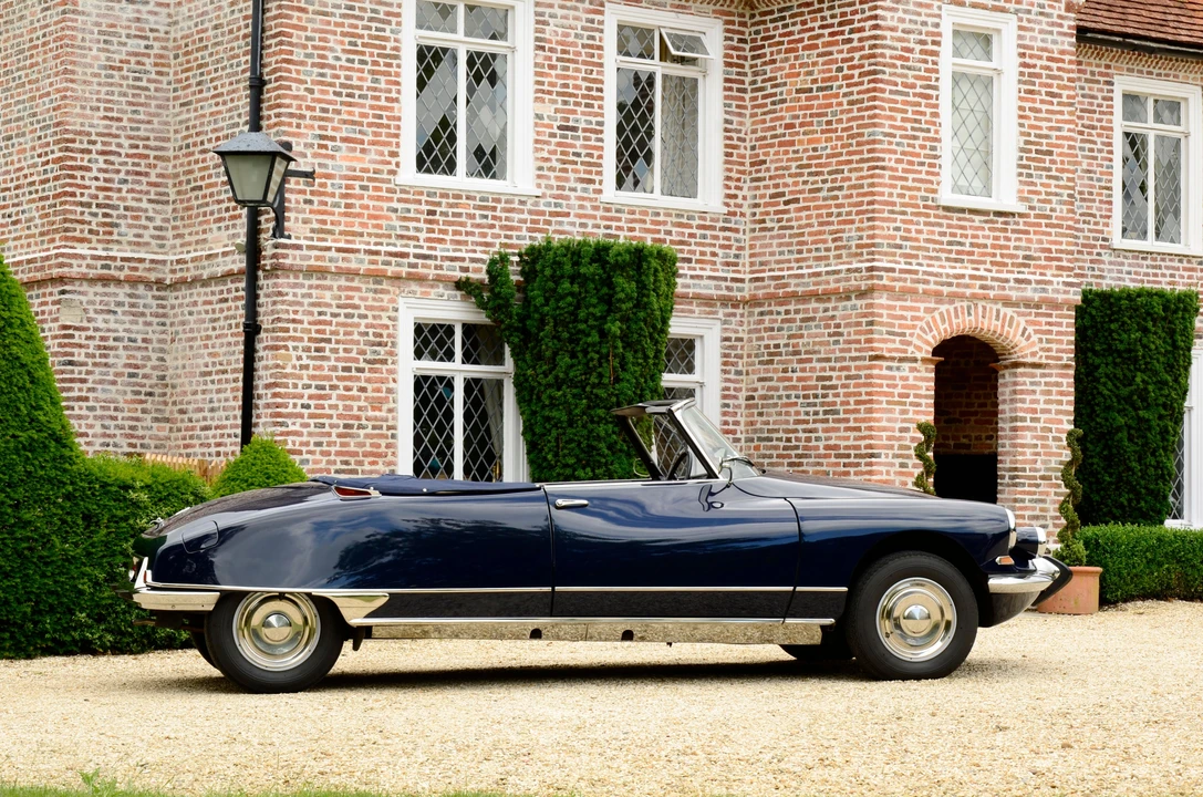 1963 Citroen DS19 - Image 14 of 23
