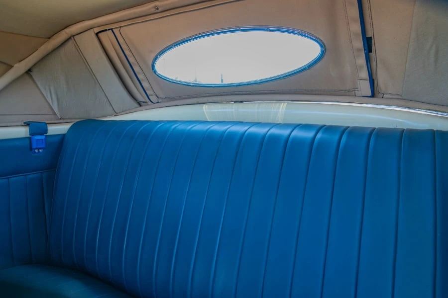 1963 Cord 810 & 812 - Image 21 of 31