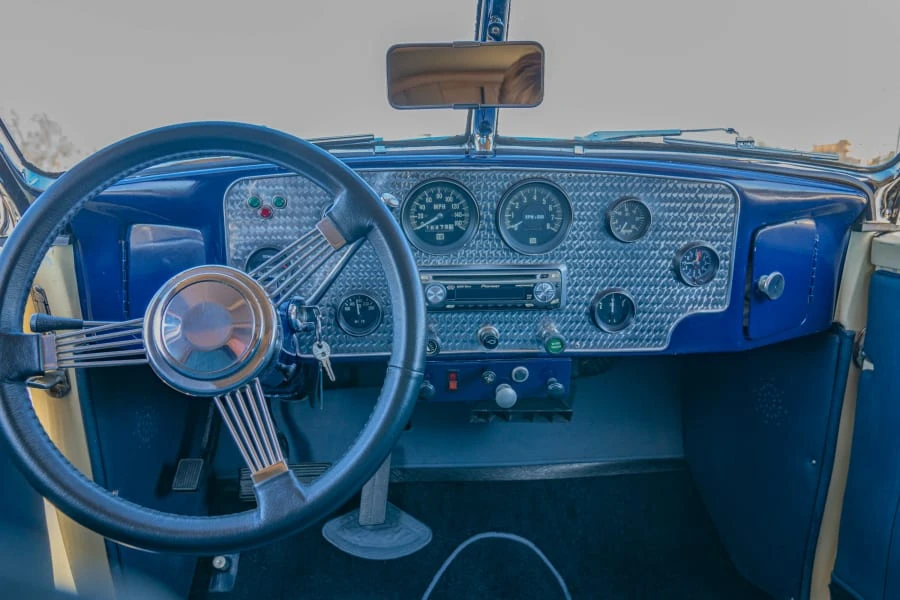 1963 Cord 810 & 812 - Image 22 of 31