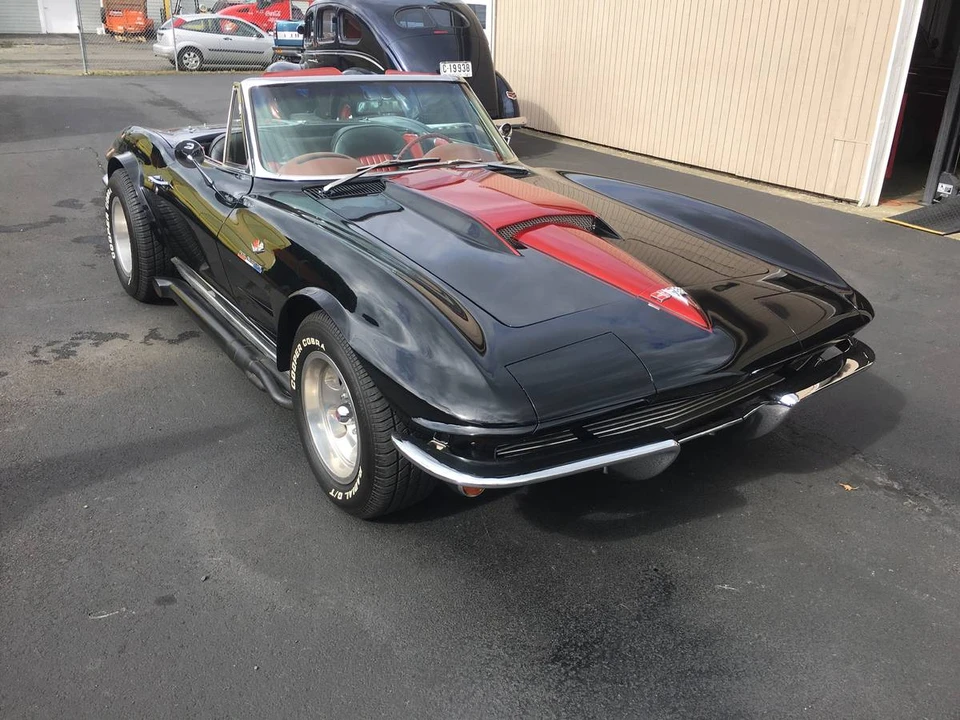 1963 Chevrolet Corvette C2 - Image 6 of 14