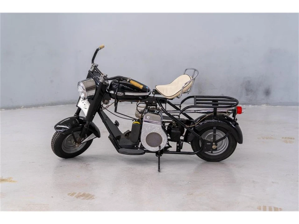 1963 Cushman Eagle - Image 2 of 23