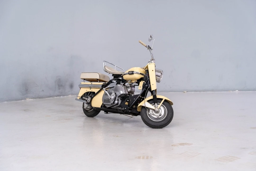 1963 Cushman Eagle - Image 4 of 12