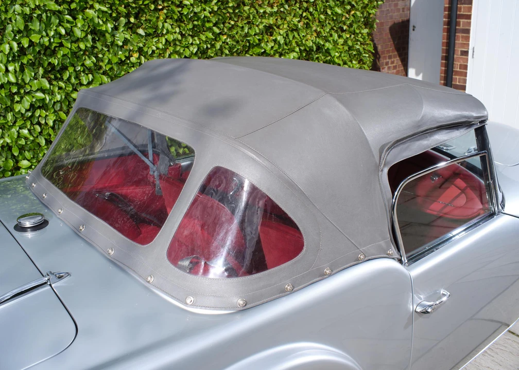 1963 Daimler SP250 - Image 18 of 31