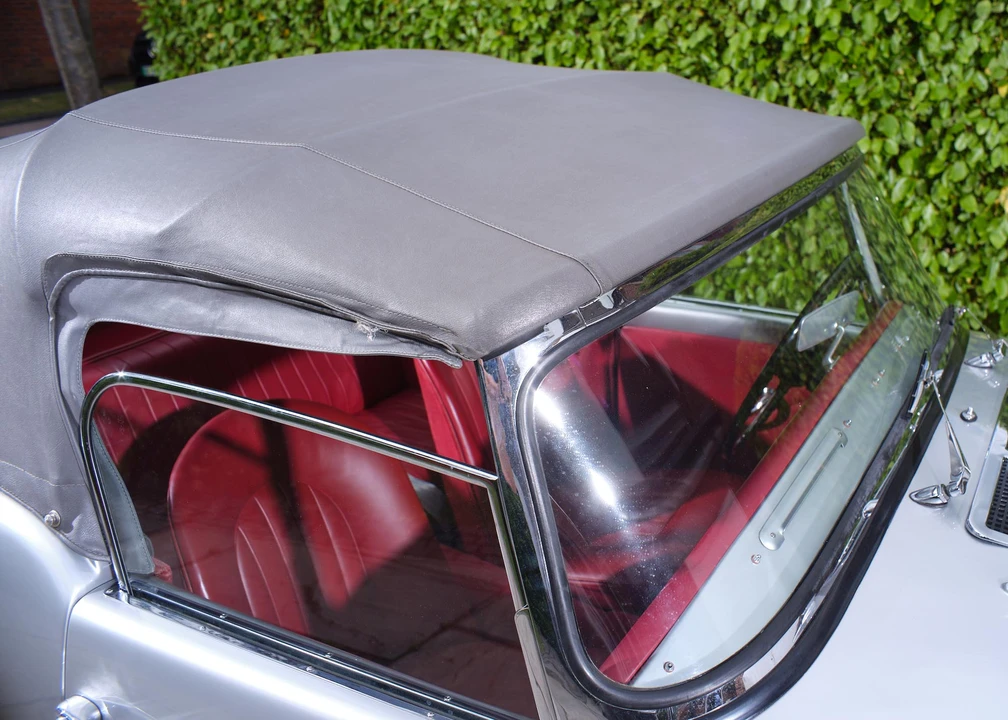 1963 Daimler SP250 - Image 19 of 31