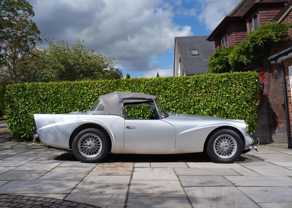 1963 Daimler SP250 - Image 12 of 31