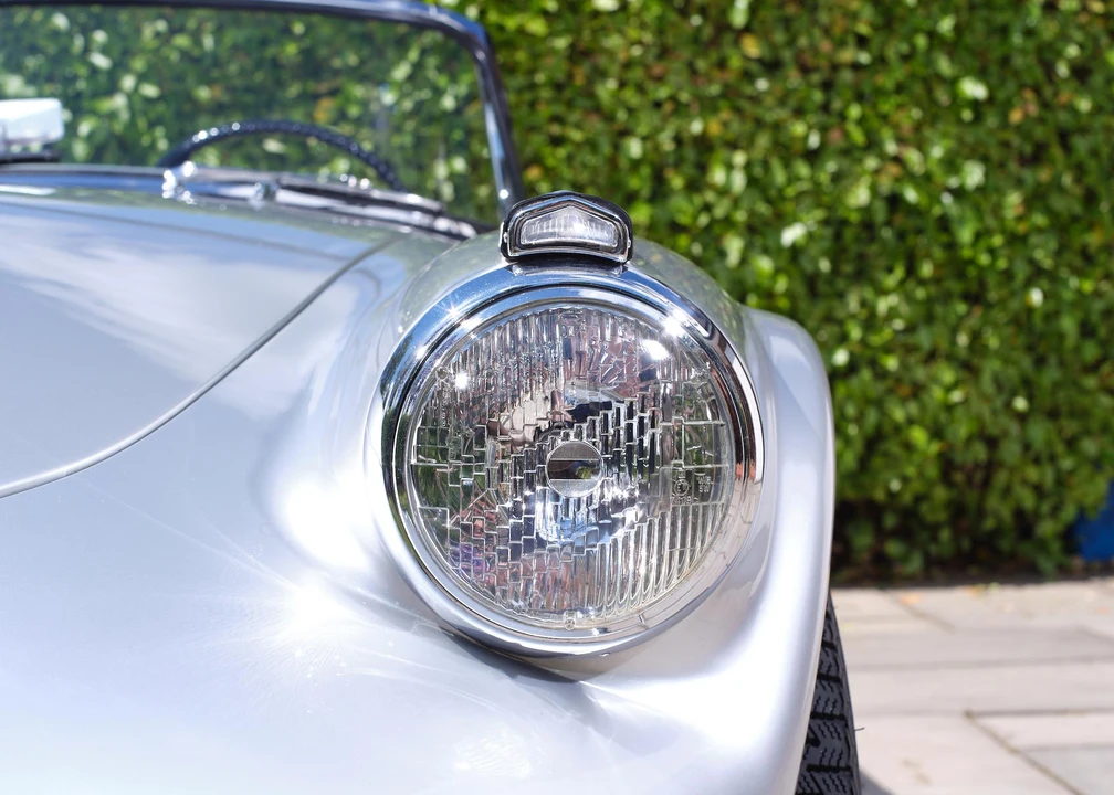 1963 Daimler SP250 - Image 16 of 31