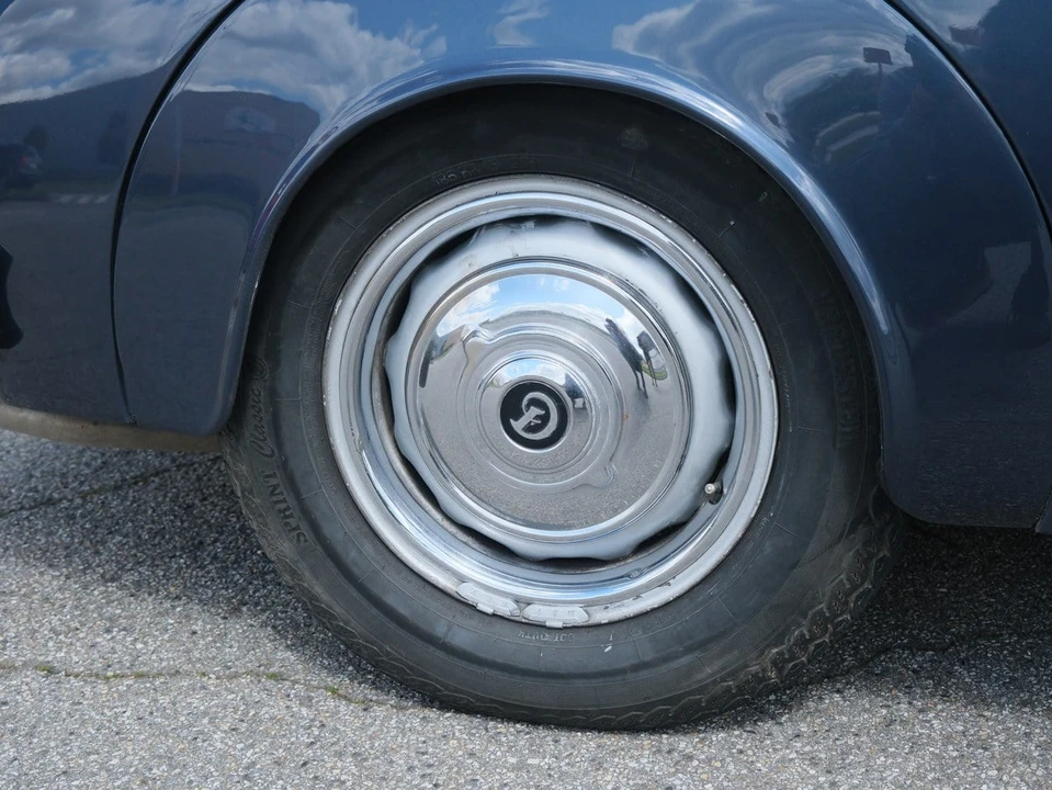 1963 Daimler SP250 - Image 23 of 30
