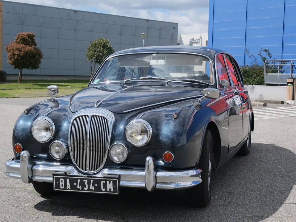 1963 Daimler SP250 - Image 4 of 30