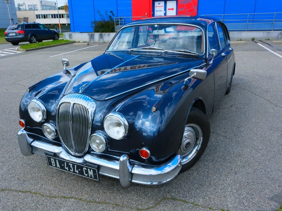 1963 Daimler SP250 - Image 8 of 30
