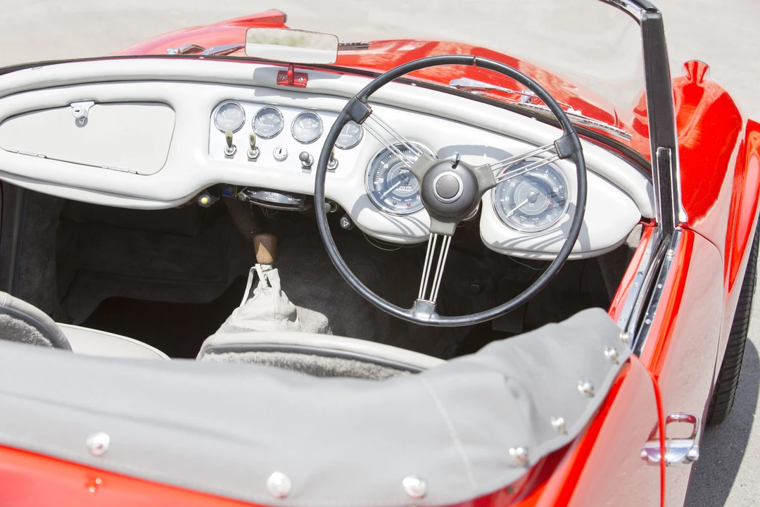 1963 Daimler SP250 - Image 14 of 27