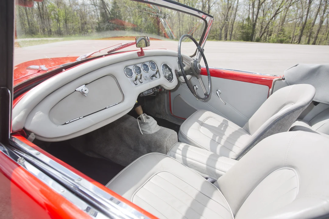 1963 Daimler SP250 - Image 16 of 27