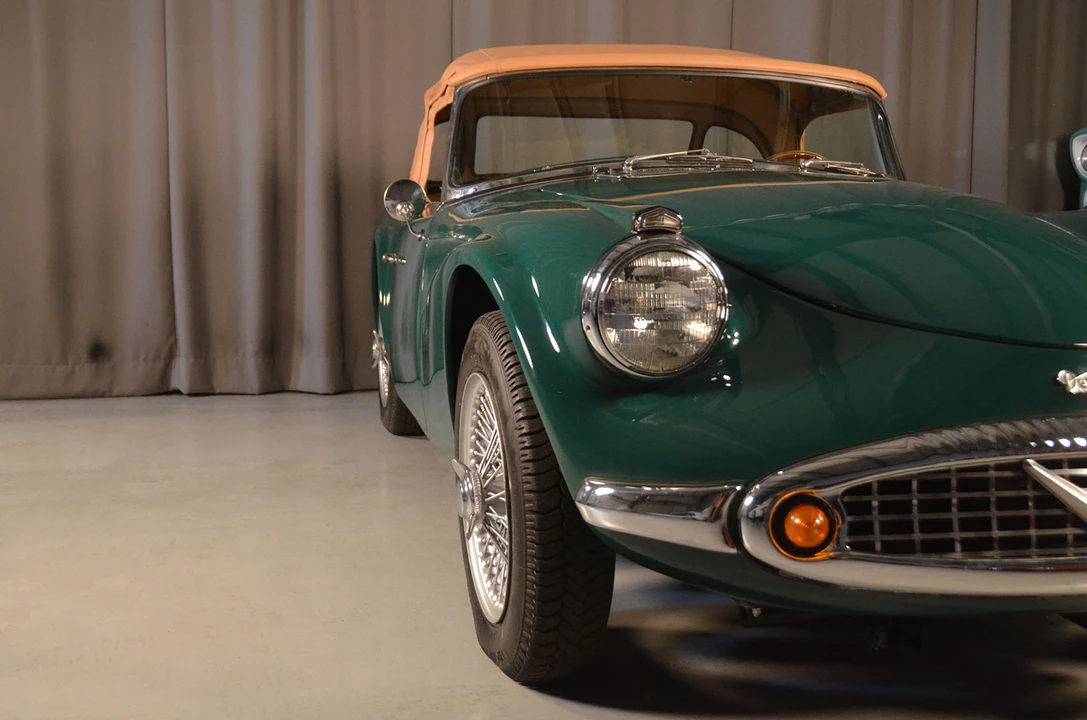1963 Daimler SP250 - Image 9 of 31