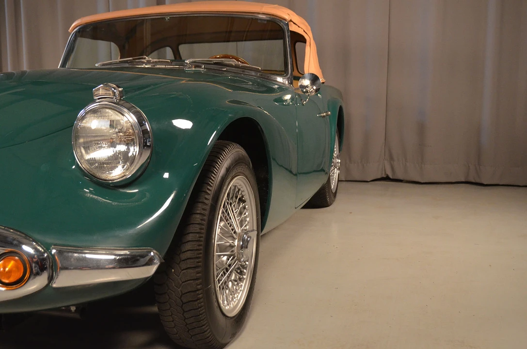 1963 Daimler SP250 - Image 10 of 31