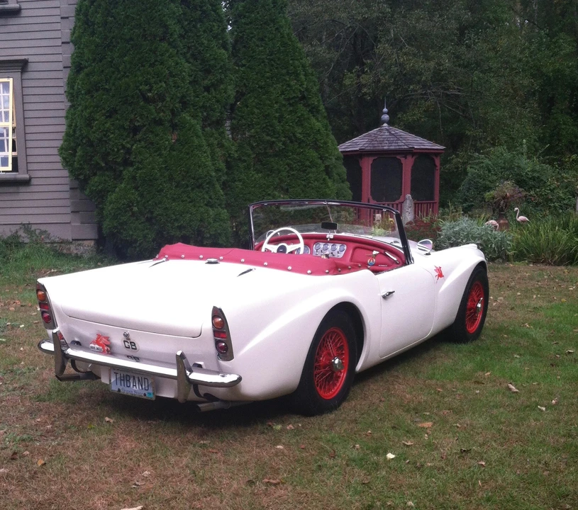 1963 Daimler SP250 - Image 12 of 31