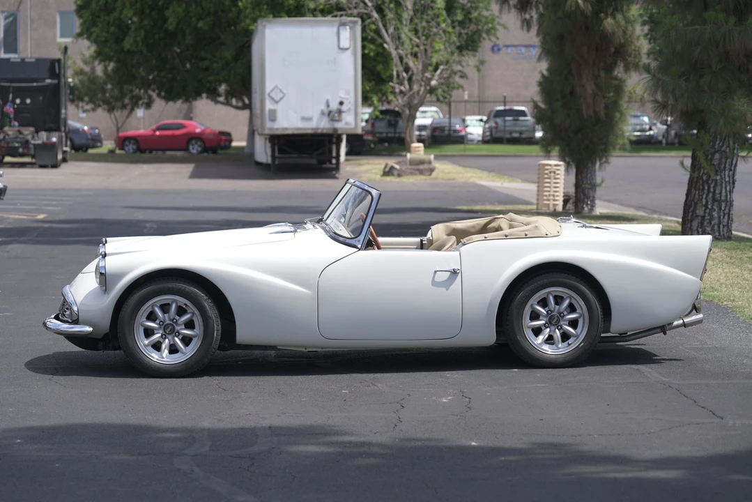 1963 Daimler SP250 - Image 7 of 31