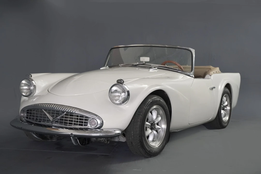 1963 Daimler SP250 - Image 2 of 31