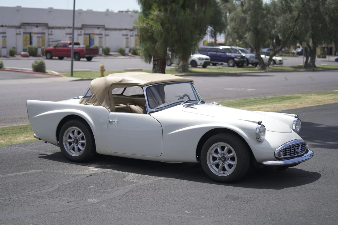 1963 Daimler SP250 - Image 13 of 31