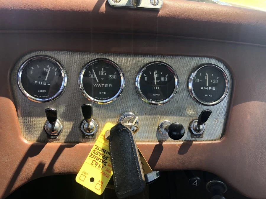 1963 Daimler SP250 - Image 5 of 10