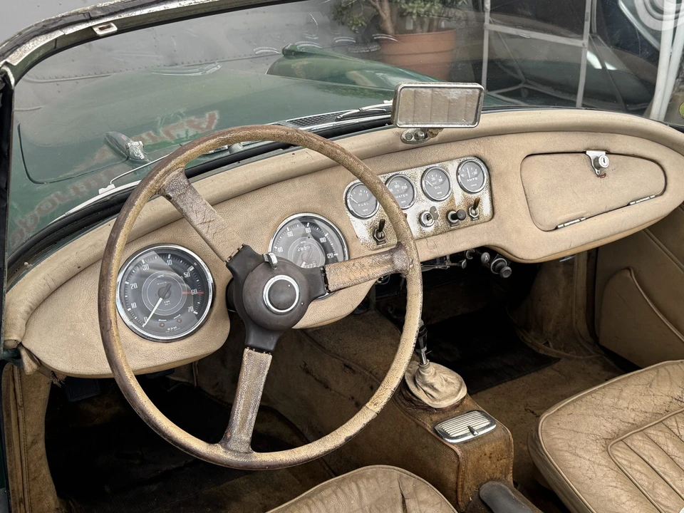 1963 Daimler SP250 - Image 29 of 31
