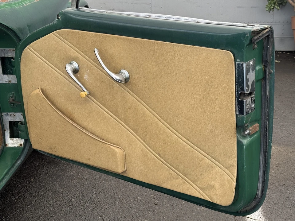1963 Daimler SP250 - Image 25 of 31