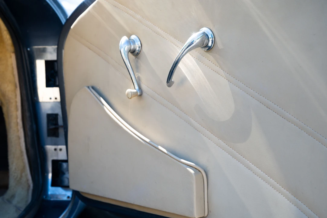 1963 Daimler SP250 - Image 20 of 31
