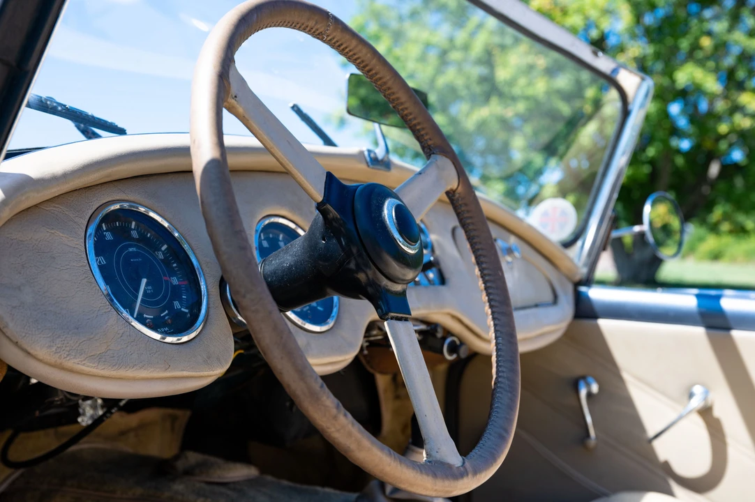 1963 Daimler SP250 - Image 14 of 31